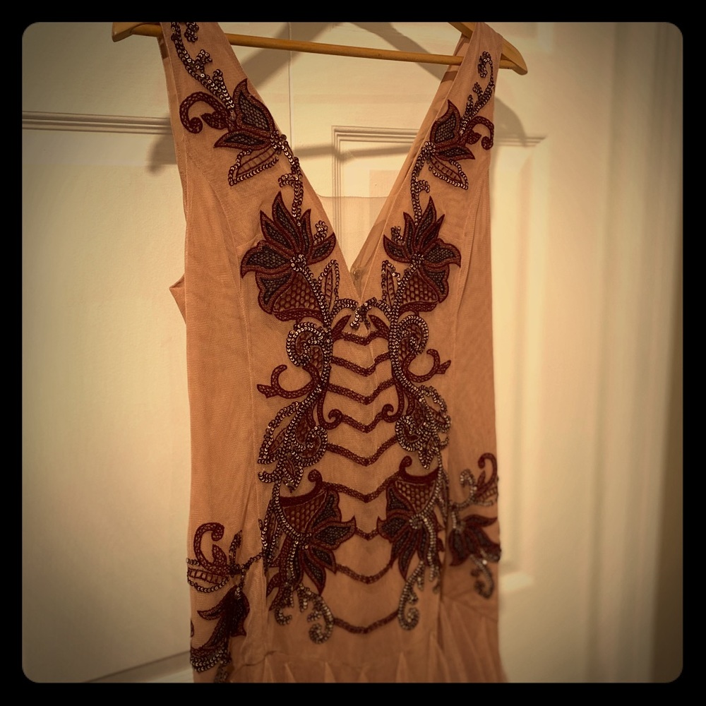 BCBG MAXAZRIA Floor Length Nude Detailed Dress